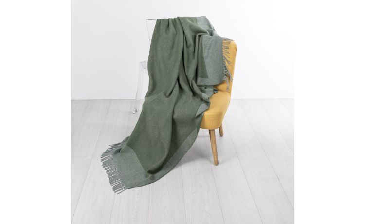 Svezia plaid verde bosco 130x170 cm---75% Cotone;20% Poliestere-Singolo
